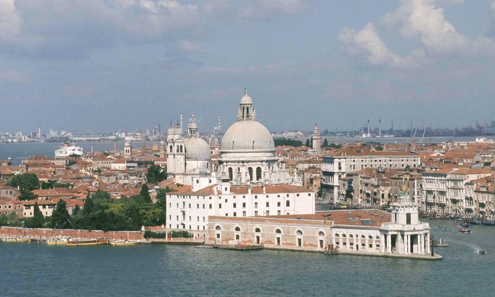 Coronavirus: messa blindata a Venezia