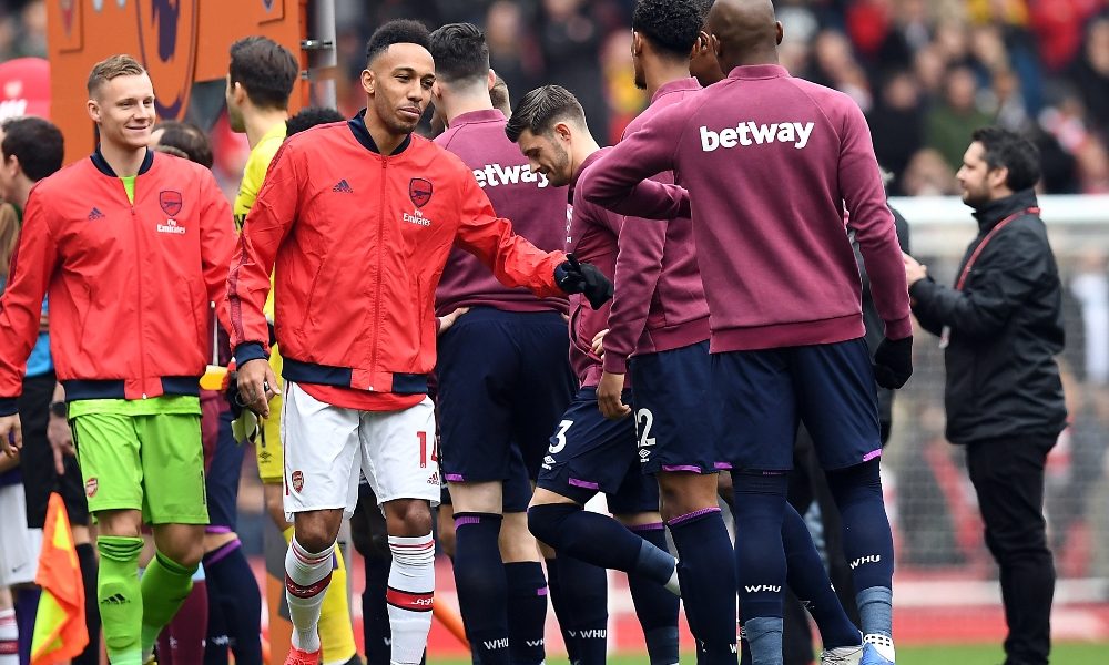 Coronavirus: sintomi per 8 giocatori West Ham, in isolamento