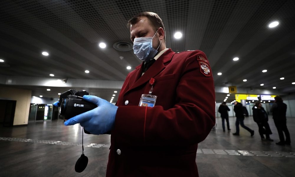 Coronavirus:Putin contro caro-mascherine