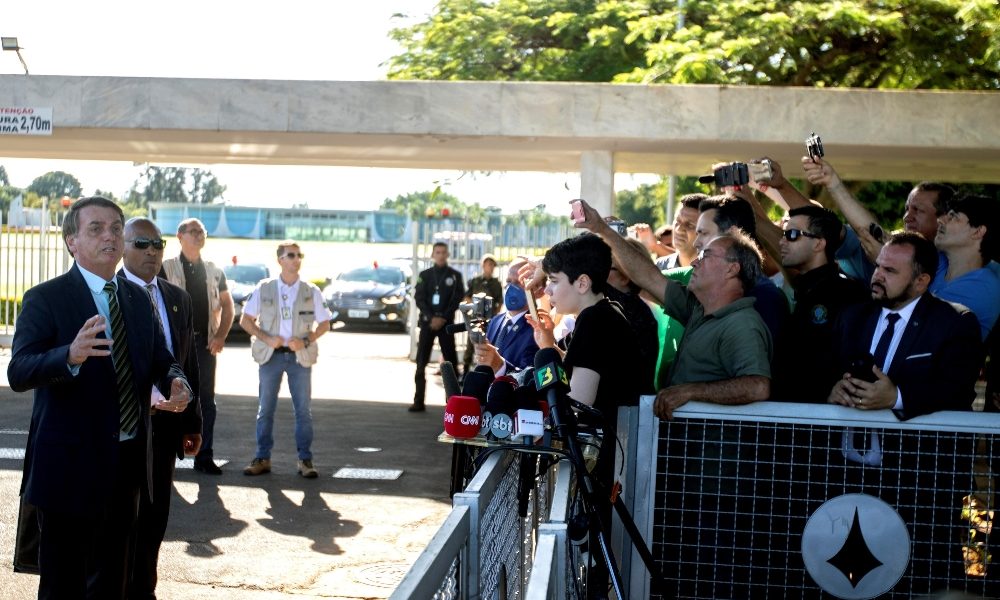 Coronavirus:Rio, cellulari per controlli