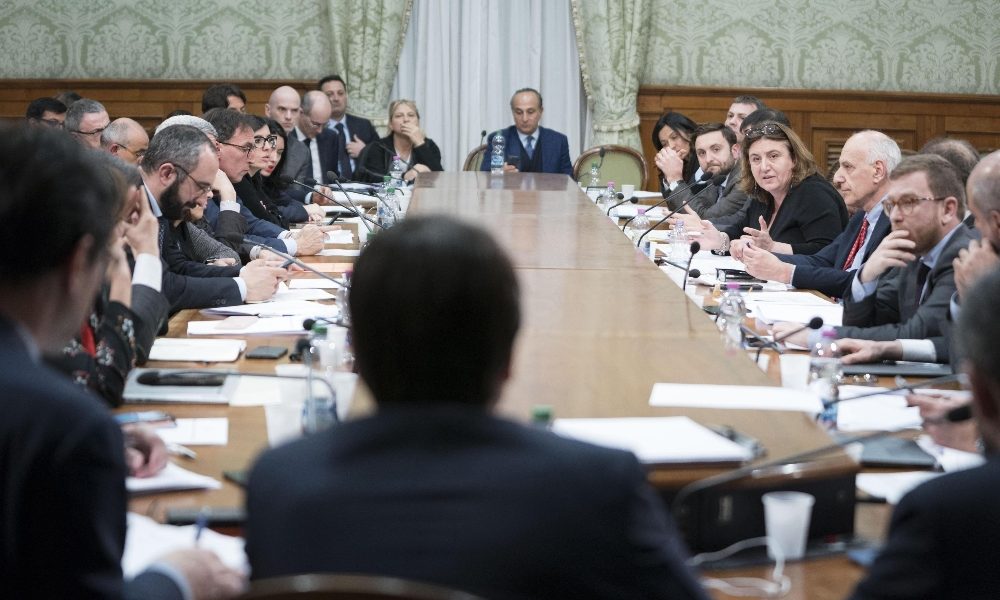 Coronavirus:informativa Governo a Senato