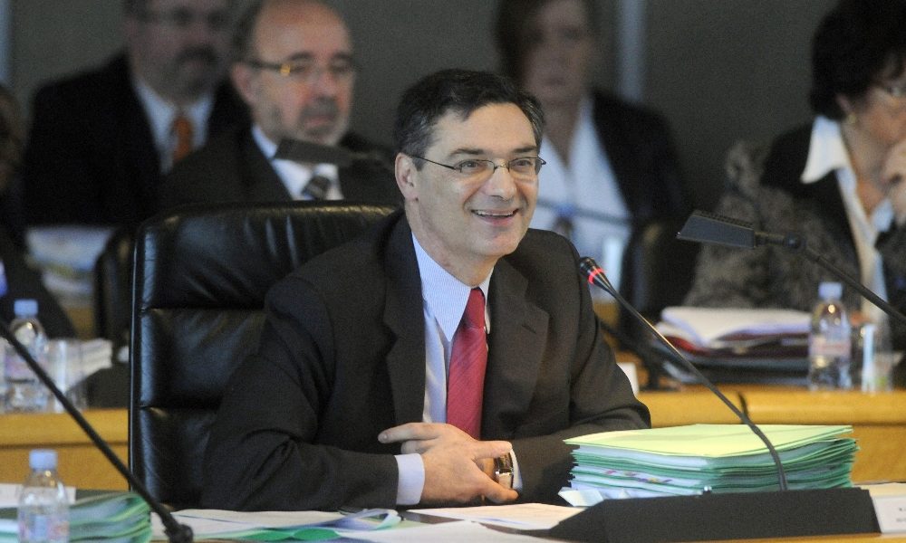 Coronavirus:muore ex ministro di Sarkozy