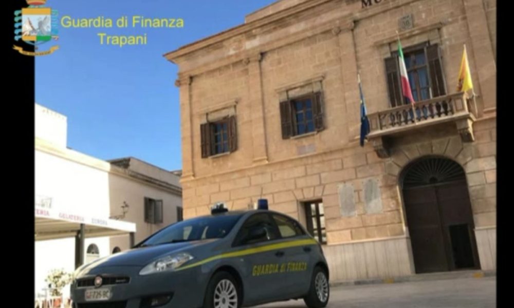 Corruzione: Favignana, arrestato sindaco