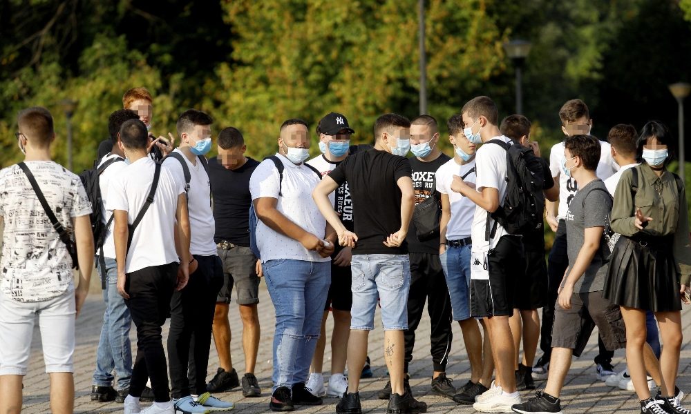 Covid: 17 positivi in classe Taranto