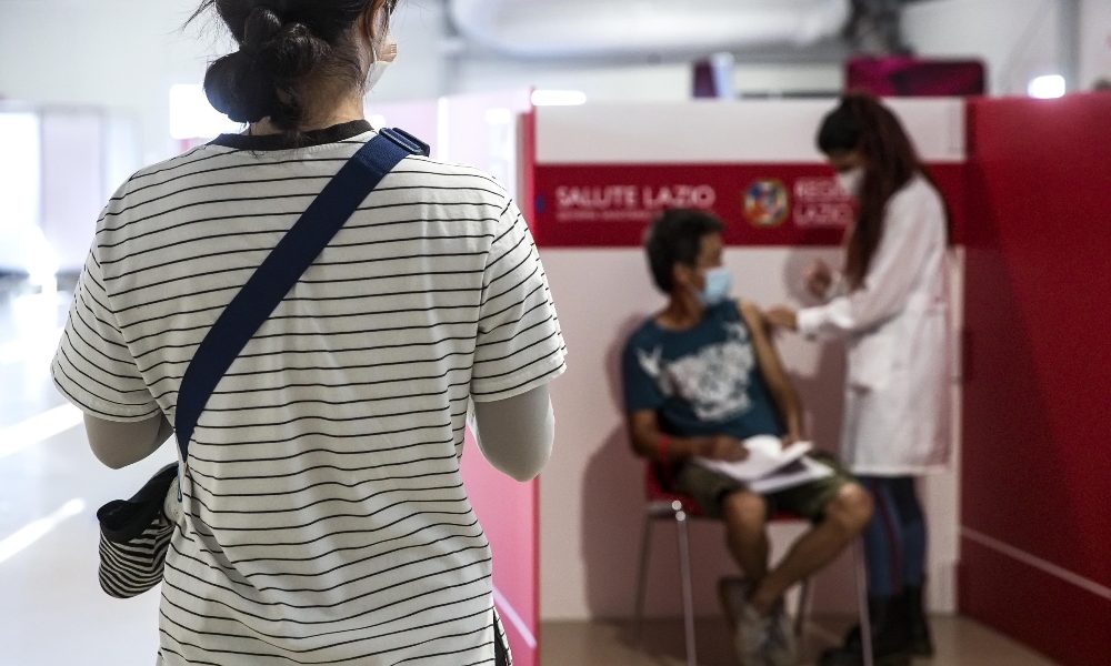Covid: 5.188 i positivi e 63 le vittime in 24 ore