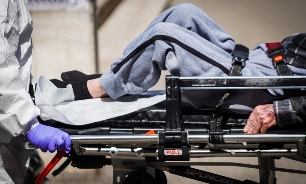 Covid: 68 contagi in centro anziani in Puglia
