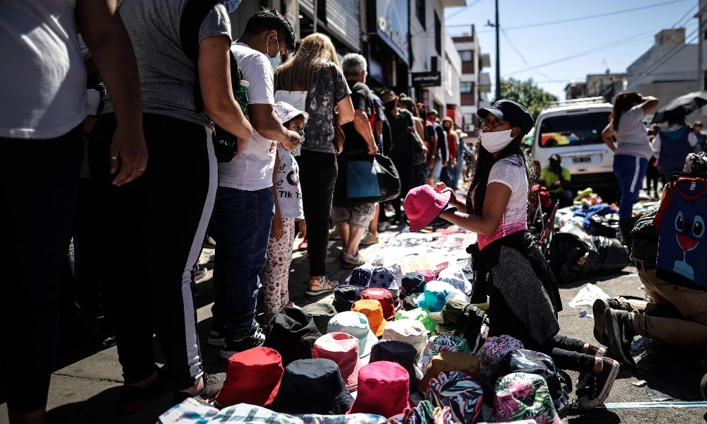 Covid: Argentina, 1% ‘eventi avversi’ con vaccino Sputnik V