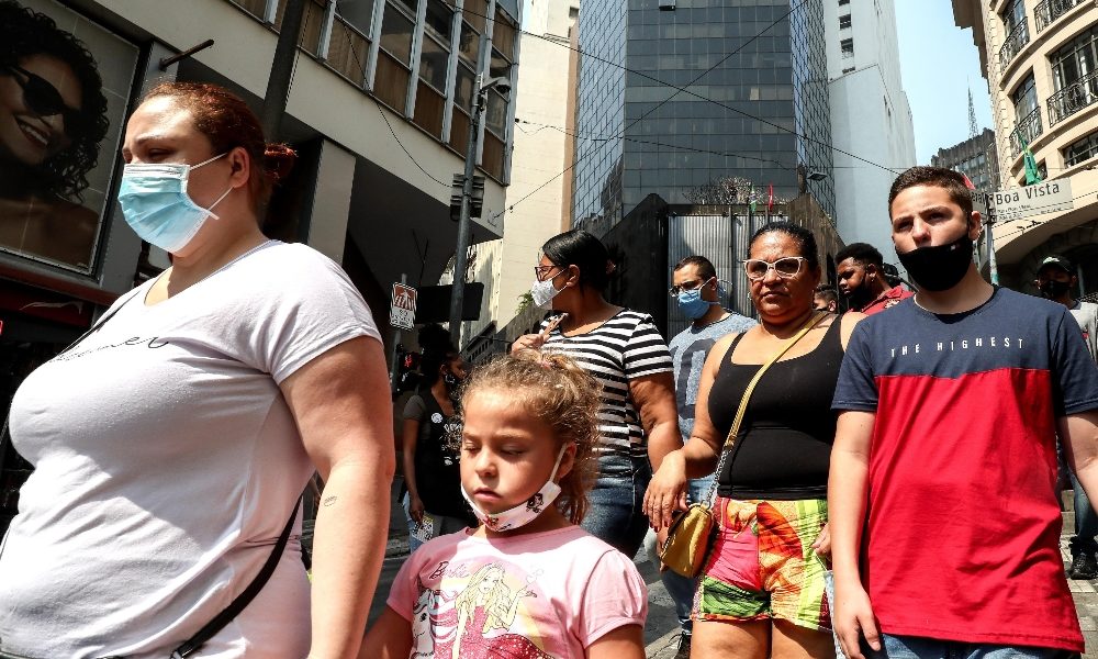 Covid: Brasile, superati 5 milioni casi