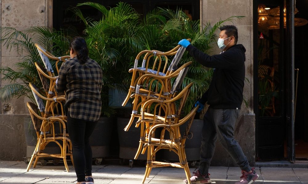 Covid: Catalogna riapre al 30% di capienza bar e ristoranti
