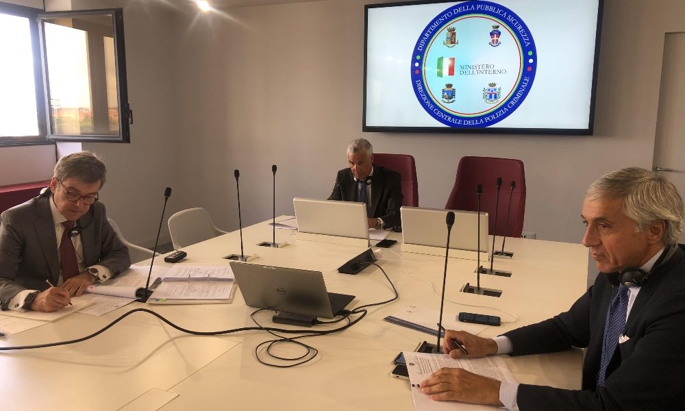 Covid: Europol, attenzione alla vendita test negativi falsi