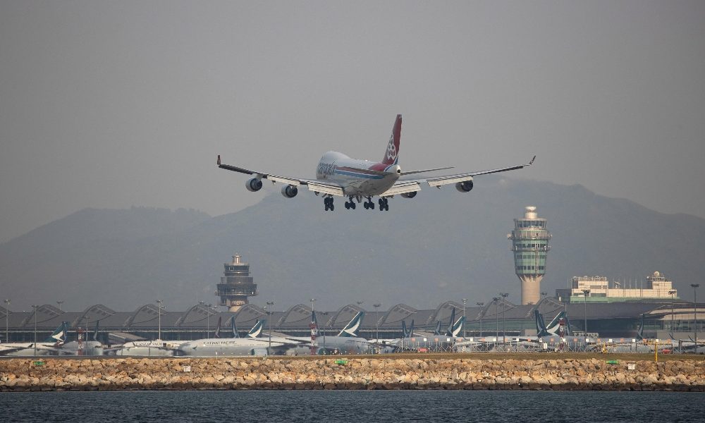 Covid: Hong Kong, accordo con Singapore su voli ‘sicuri’