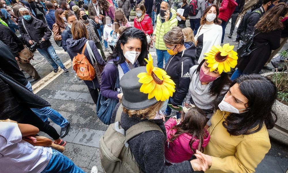 Covid: Napoli; nuova protesta mamme, ridateci la scuola