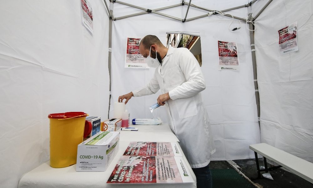 Covid: Sardegna avvia screening di massa con test rapidi