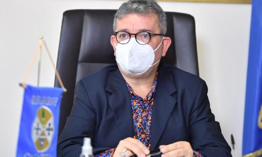 Covid: Spirlì, sì assunzione 150 medici e 150 infermieri
