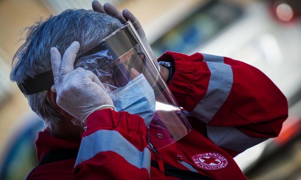 Paura, ansia, attacchi di panico e depressione. La pesante eredità del virus sulla nostra vita