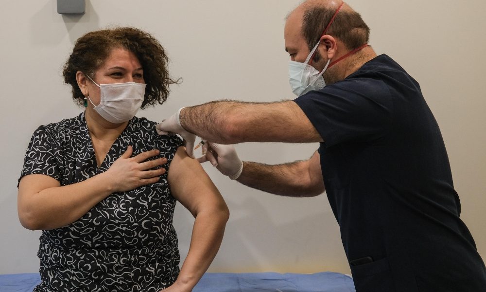 Covid: la Turchia ha vaccinato 650.000 persone in due giorni