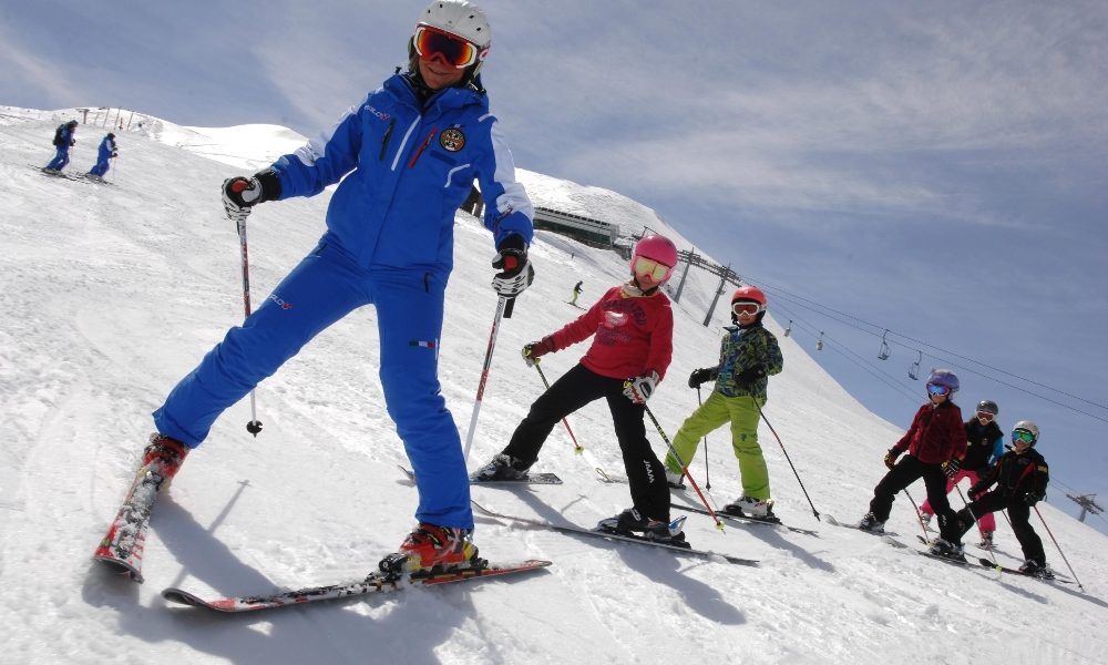 Covid: maestri sci, valutare apertura piste entro fine anno