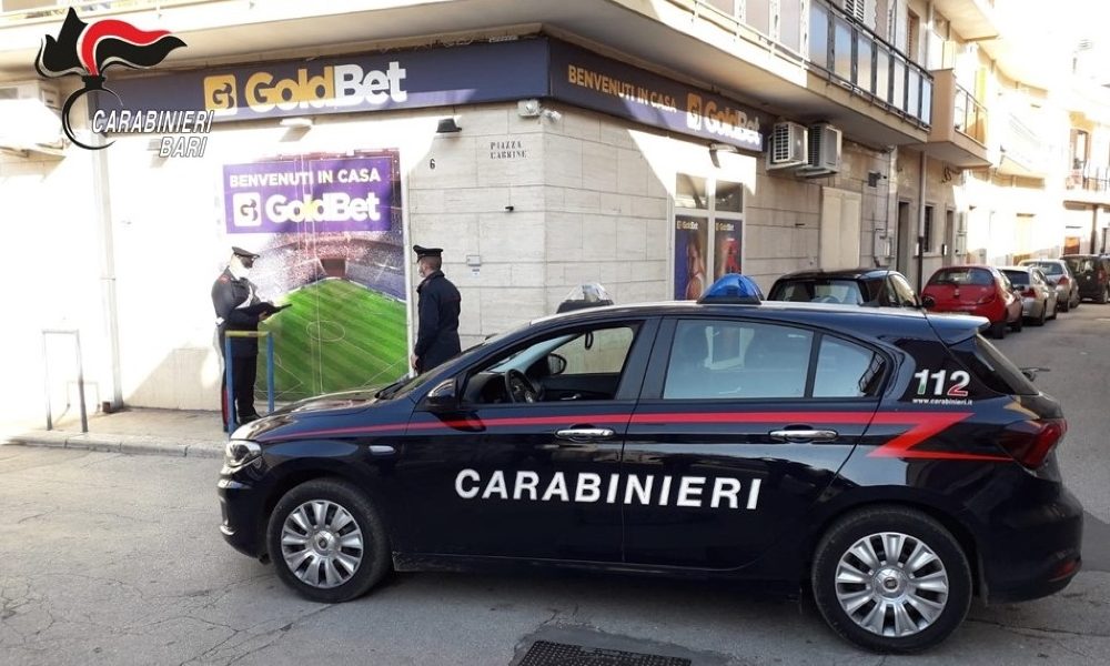 Covid: multe nel Barese,7 ventenni in un garage dopo le 22