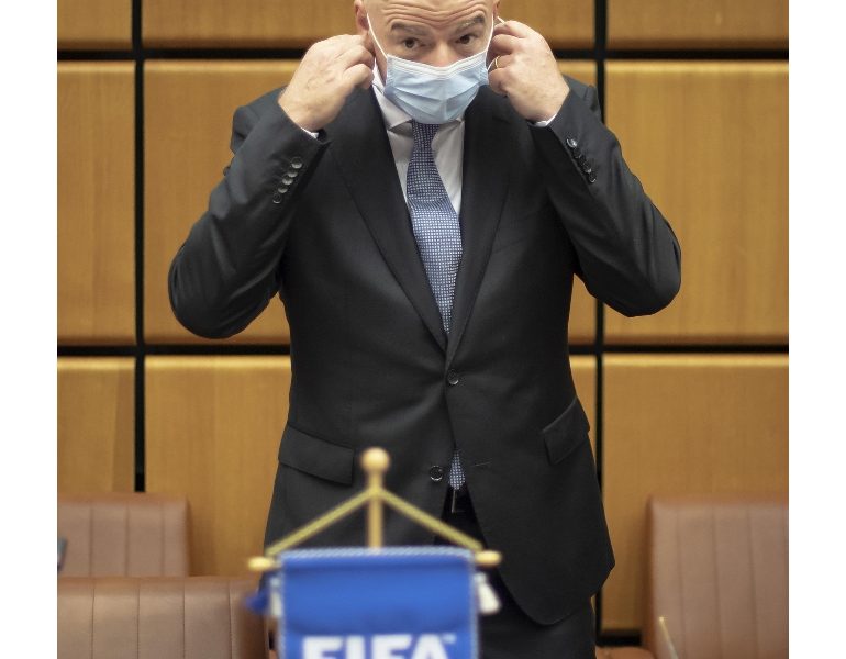 Covid: positivo il presidente della Fifa Infantino