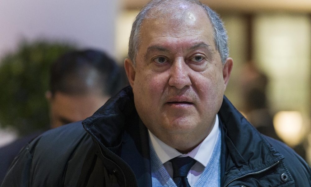 Covid: presidente armeno Sarkissian positivo