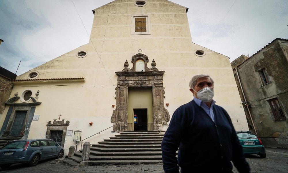 Covid: quasi 6mila casi in un giorno, 41 le vittime