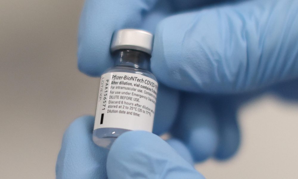 Covid: rapporto Fda, vaccino Pfizer efficace e sicuro