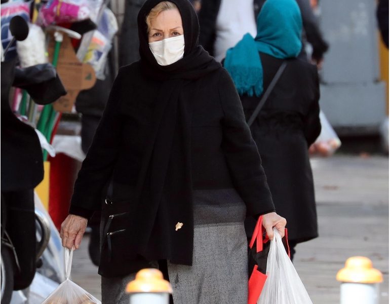 Covid: record di quasi 7 mila casi e 346 vittime in Iran