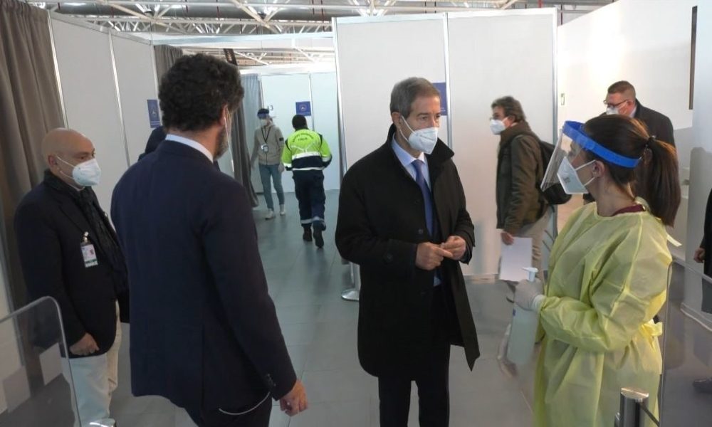 Covid: scattano controlli per chi arriva in Sicilia