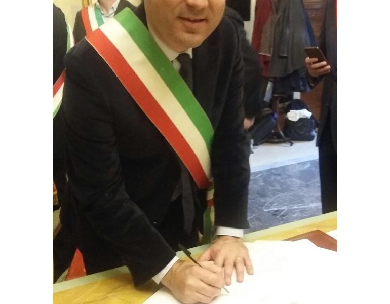 Covid: sindaco Nuoro positivo, campagna ballottaggio da casa