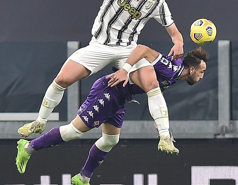 Covid: terzo caso alla Juve, positivo De Ligt