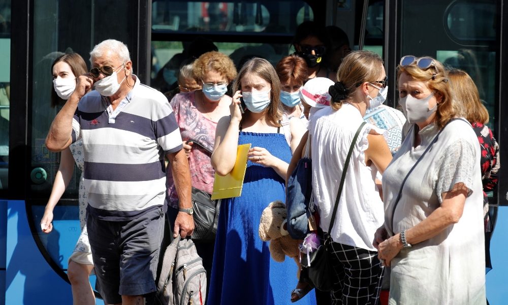Covid:Croazia,nuove restrizioni, mascherine anche all’aperto