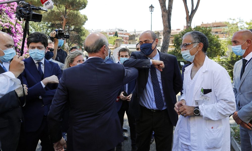 Covid:infettivologo a medici base,ricoveri solo in 5-8% casi