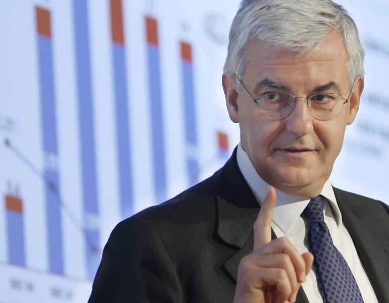 Crac Divania,processo a ex di Unicredit