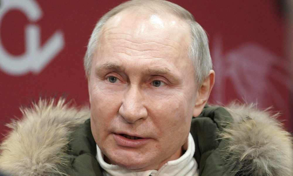 Cremlino, Putin propone a Biden dialogo non dibattito