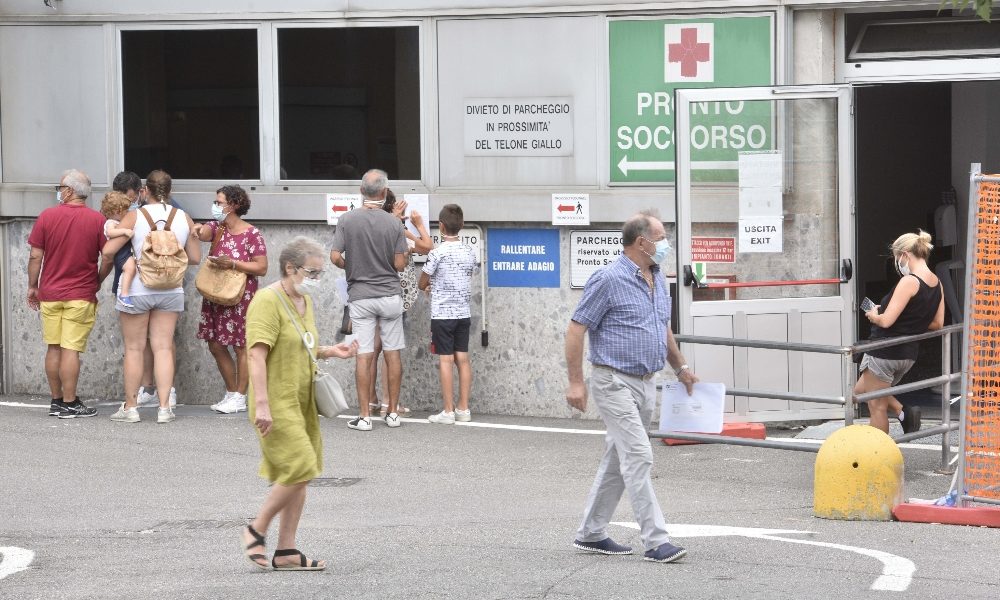 Crescono nuovi contagi, ma anche tamponi. 5 i morti