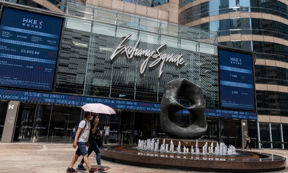 Crollo record Pil Hong Kong -8,9%