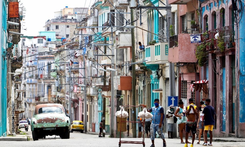 Cuba: cade elicottero militare, cinque morti
