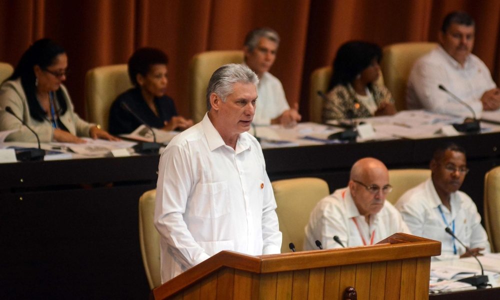 Cuba: presidente critica proroga Usa di embargo commerciale