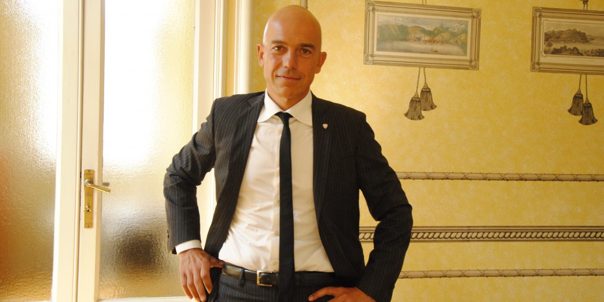 Ance Como dona termometri e mascherine per i cantieri