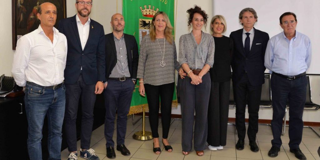 Cantù, presentata la nuova giunta: Carroccio pigliatutto in Comune