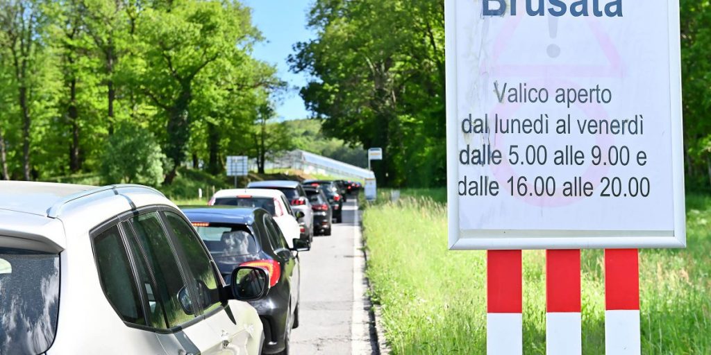 La lettera di Fontana. I Cinque Stelle: «Traditi i lavoratori» E anche +Europa ironizza sul “Prima gli italiani”