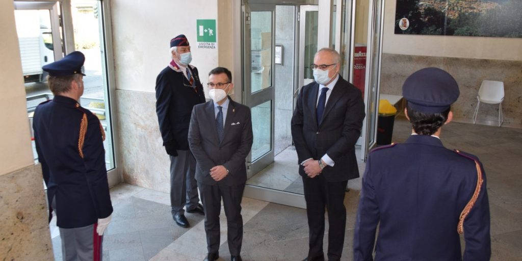Crollano i reati in provincia di Como: «E non è solo “merito” del coronavirus»