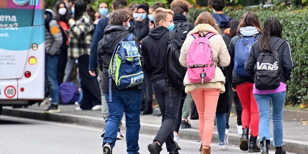 L’Unione degli studenti di Como scende in piazza