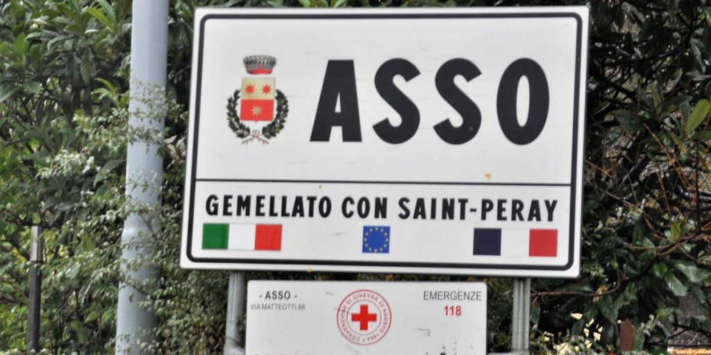 Donna cade durante una passeggiata ad Asso: recuperata e trasportata in codice rosso