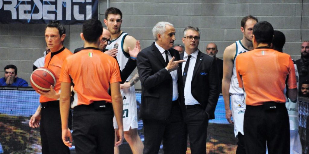 Cantù attende la Reyer, Hayes in dubbio. Pancotto presenta la gara e ricorda Kobe Bryant
