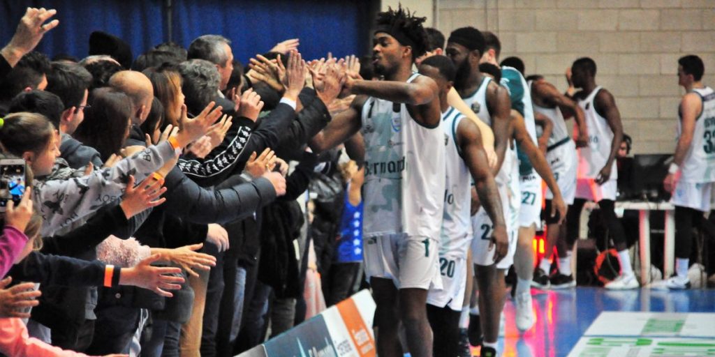 Derby Cantù-Varese  a scopo benefico:  scatta la volata finale