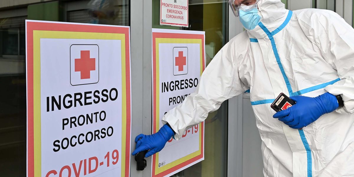 Covid, nel Comasco oggi quasi 300 casi. Due i decessi