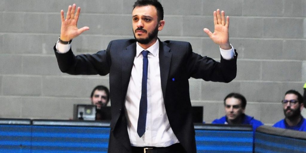 L’Aquila Trento ha esonerato Nicola Brienza