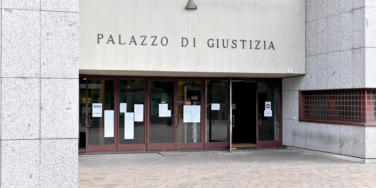 La decisione del Tribunale: «Telefonate registrate? Nessun reato»