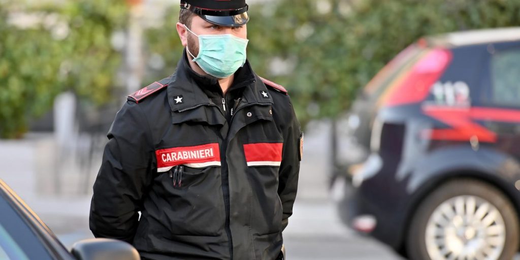 Covid, chiusi tre locali pubblici: violate le misure anti contagio